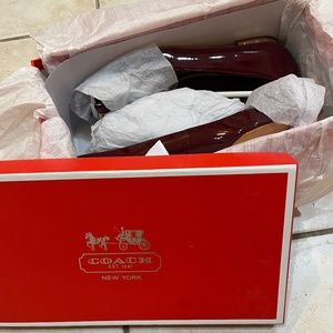 Coach Wendy patent leather bow flat shoes